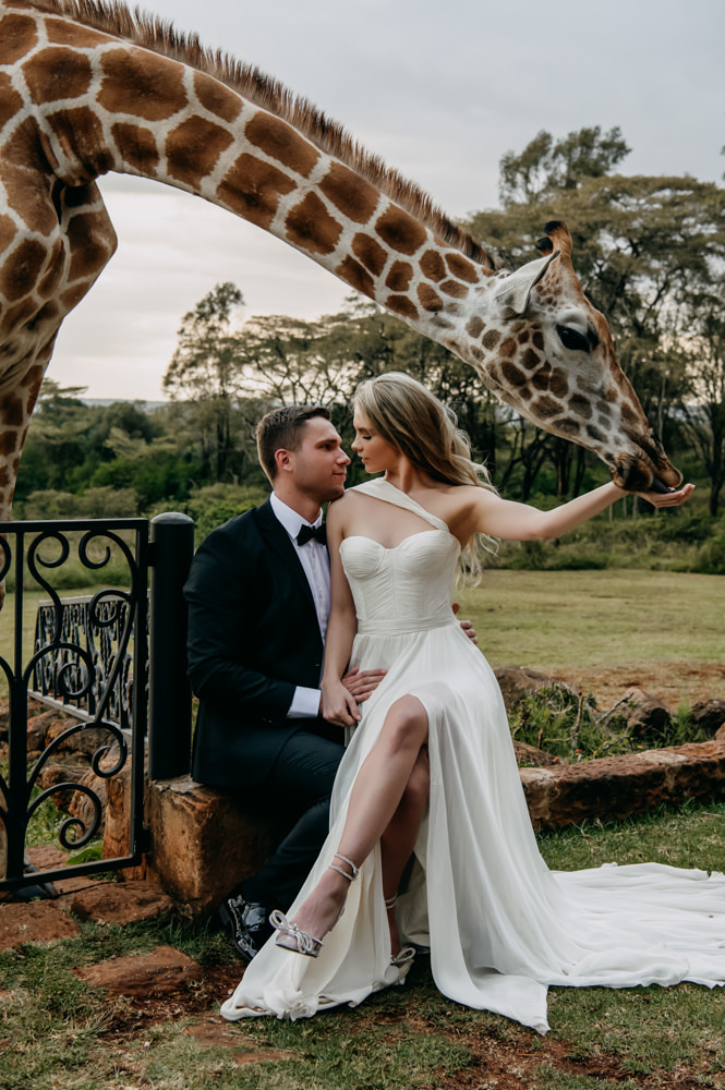 giraffe manor wedding elopement